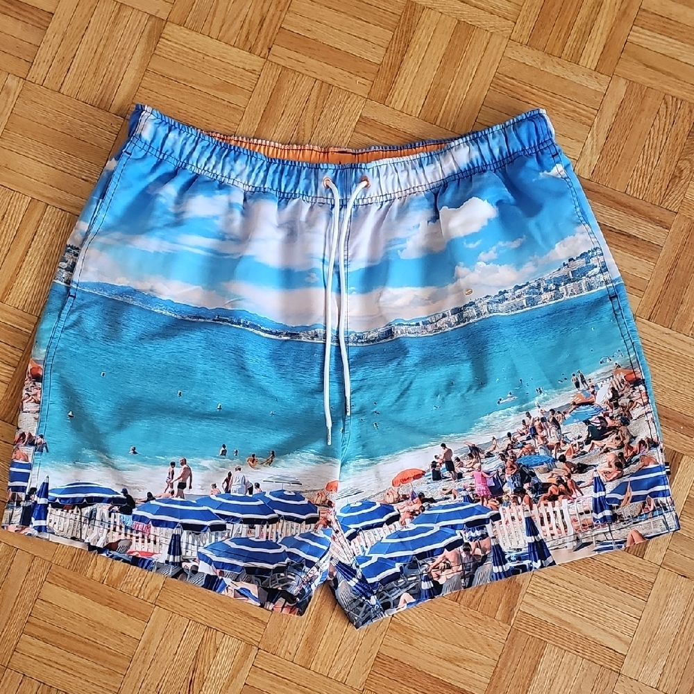 NWOT- Nautica XL Beach Scene Swim Mesh Lined Shorts.   B-39